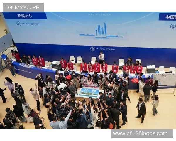 带着进博会的余温，这场10公里路跑点着了一片区划的热情